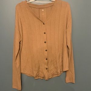 Beige top v neck size small brand So